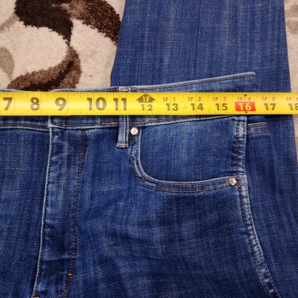 White House Black Market Woman Dark Wash Tapered Leg Denim High Rise Skinny Jean - Picture 11 of 13